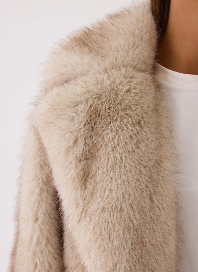 Aspen Avenue Faux Fur Coat - Natural