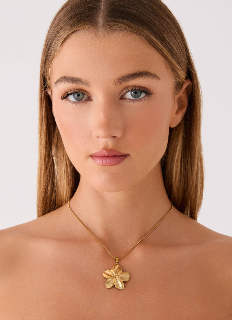 Hibiscus Gold Necklace - Gold