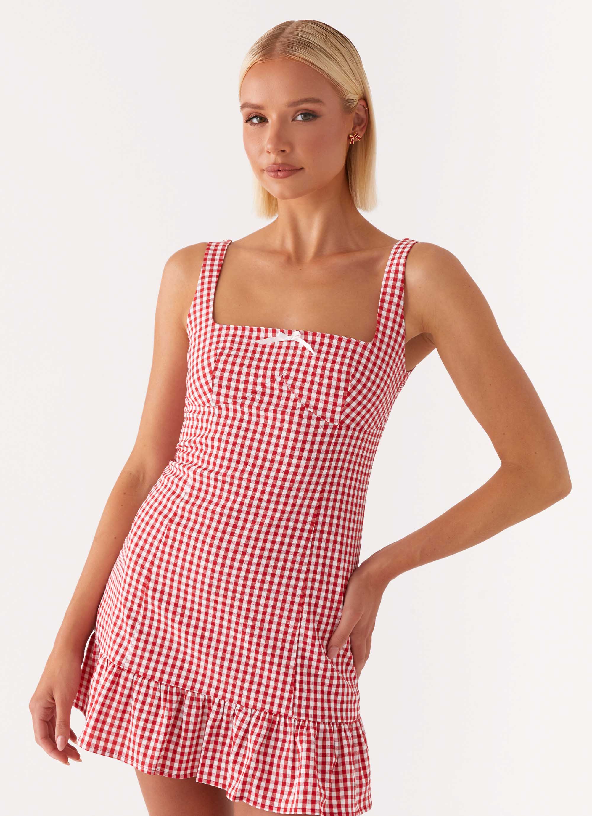 Red Gingham Midi Dresses Gingham Sleeveless Dress Faubert Mini Dress Red Gingham Princess Polly Red Gingham Midi Dresses Gingham Sleeveless Dress Faubert Mini Dress Red Gingham Princess Polly