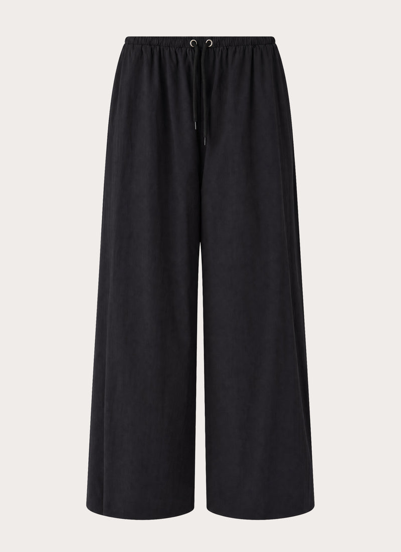 Main Character Parachute Pants - Black