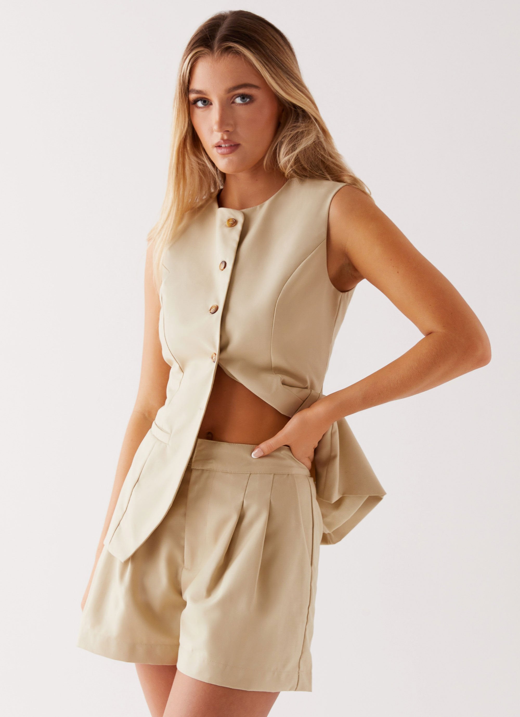 Women's tailored shorts and blazer outlet
