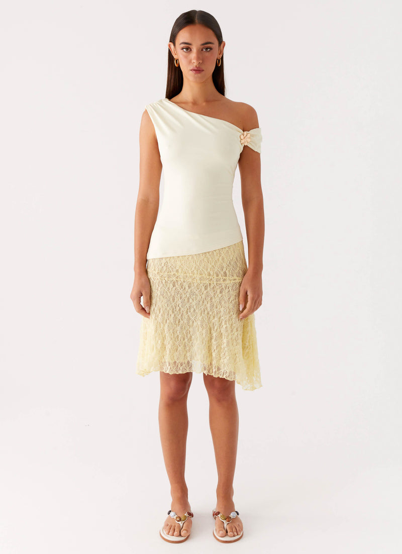 Catch Flights Top - Yellow
