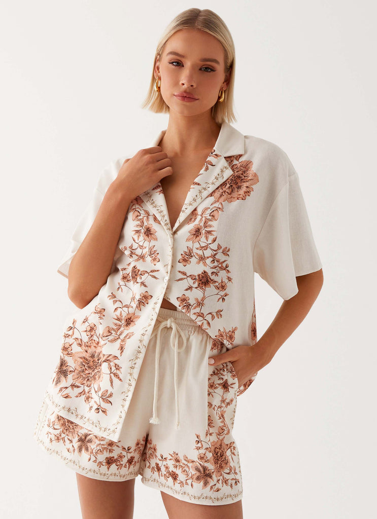 Womens Dreamy Days Linen High Waister Shorts in the colour Ivory in front of a light grey background