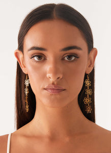 Gardenia Flower Earrings - Gold