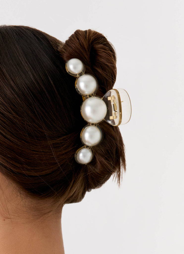 Oyster Club Claw Clip - Pearl