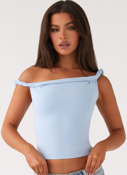 PUTUMAYO　オフショルダー風折り返しトップス（ネイビー×ライトブルー） Solace Soul Twist Shoulder Top - Baby Blue – Peppermayo