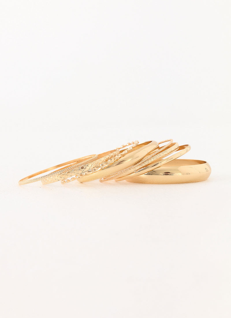 Villa Vibe Bangles - Gold
