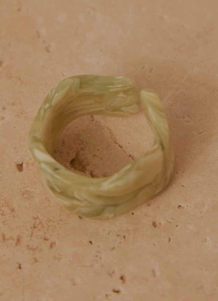 Museum Date Resin Ring - Green - Peppermayo