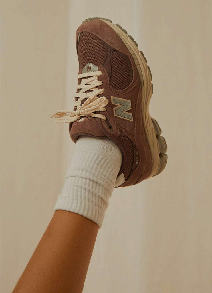 2002RHD Sneaker - Cocoa - Peppermayo