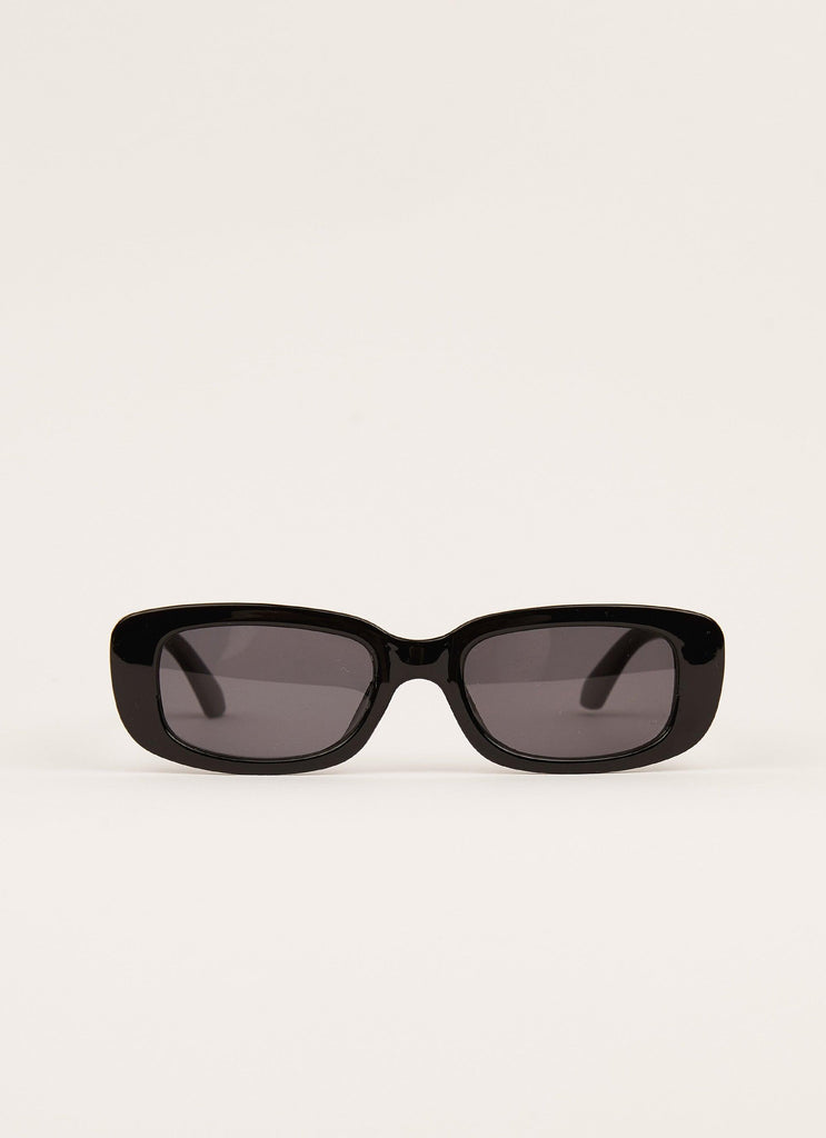 Hepburn Sunglasses - Black - Peppermayo