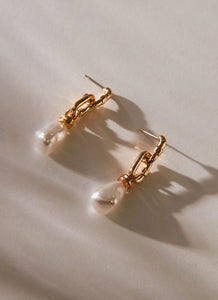 RSVP Earrings - Gold/ Pearl - Peppermayo