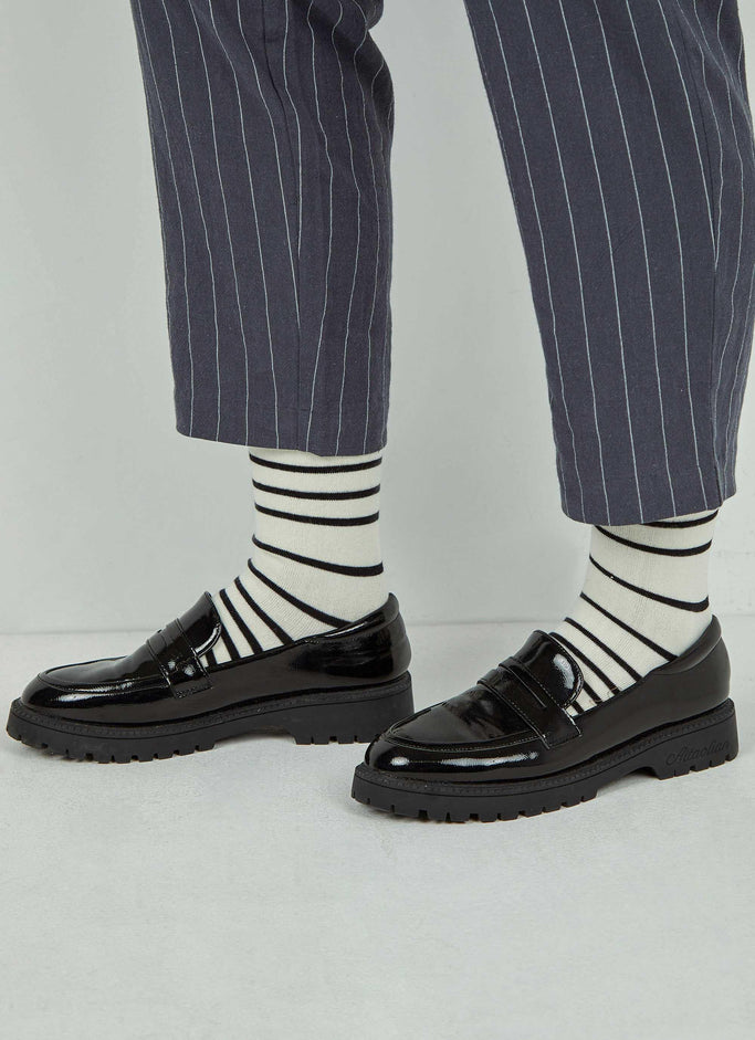 Hana Socks - Black Stripe