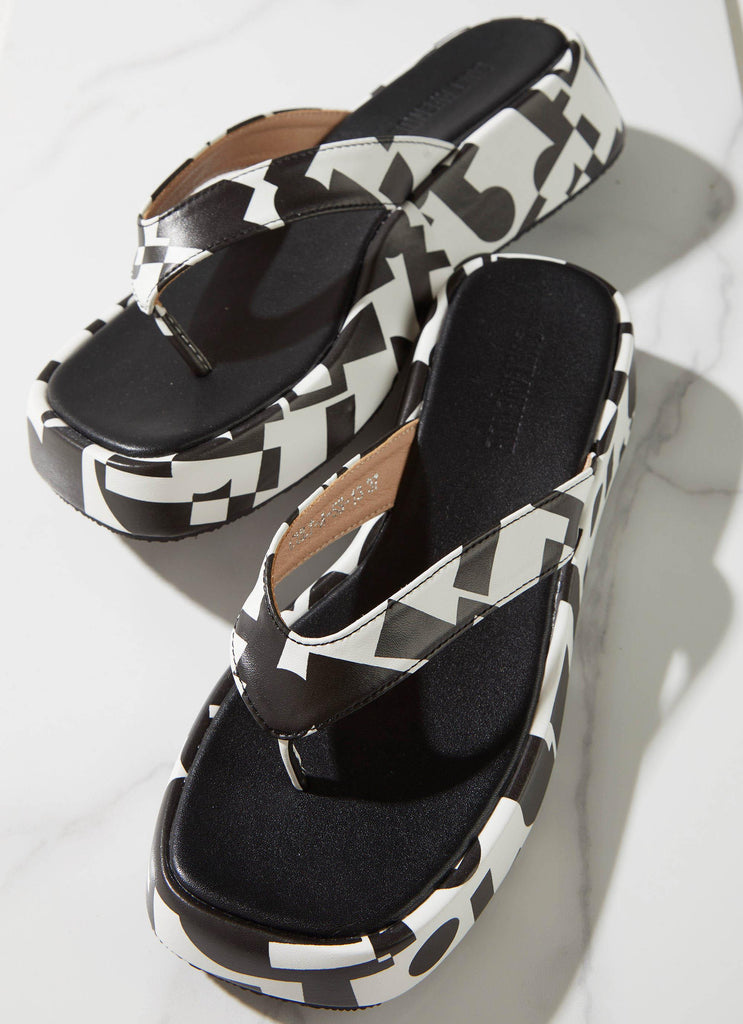 Minelli Sandals - Black and White Geo - Peppermayo