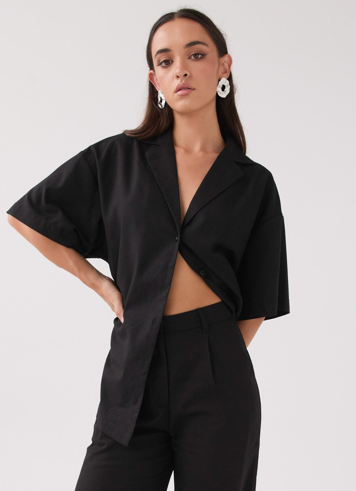 Roll with Me Linen Oversized Shirt - Black
