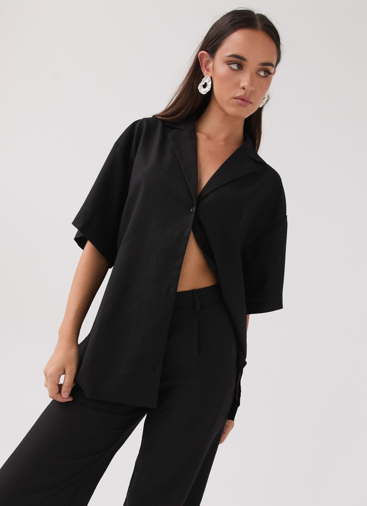 Roll with Me Linen Oversized Shirt - Black