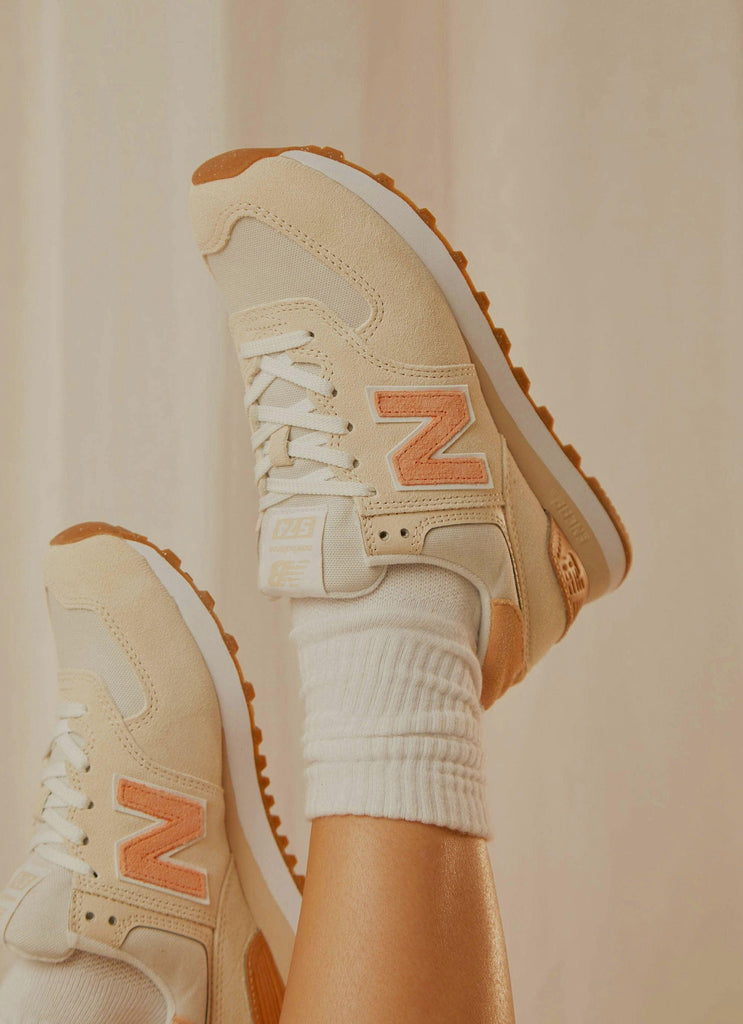 574 Sneaker - Calm Taupe - Peppermayo