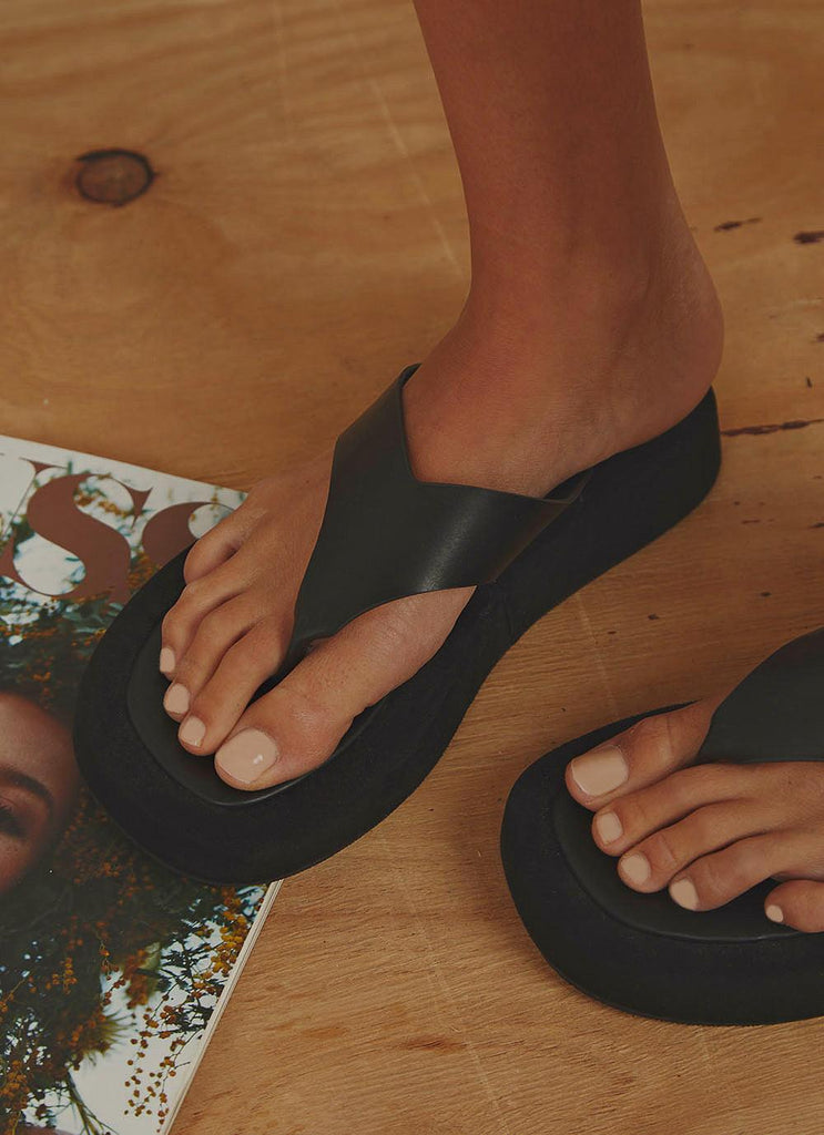 Style Muse Sandal - Black - Peppermayo