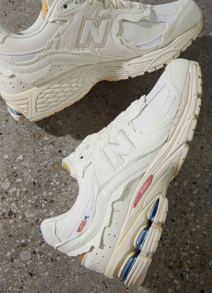 2002R Sneaker - White