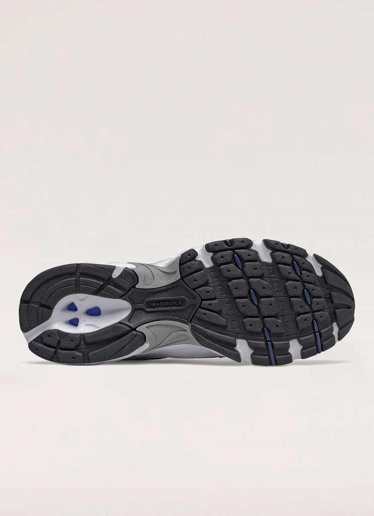 530 Sneaker - White / Blue - Peppermayo