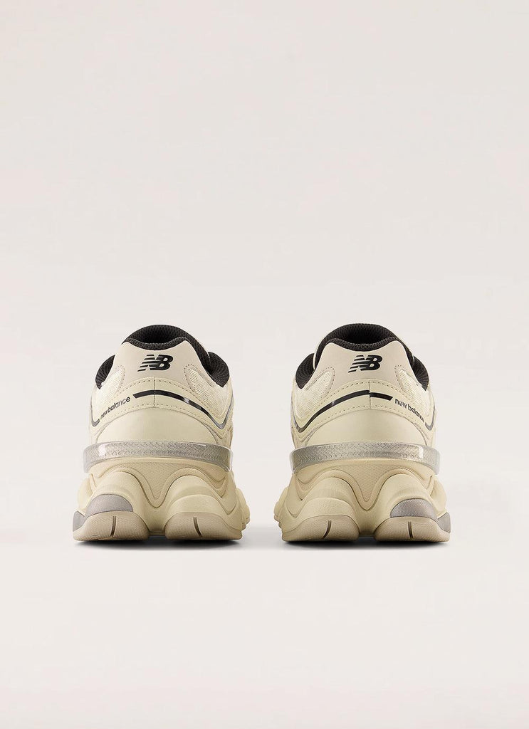 9060 Sneaker - Turtledove - Peppermayo